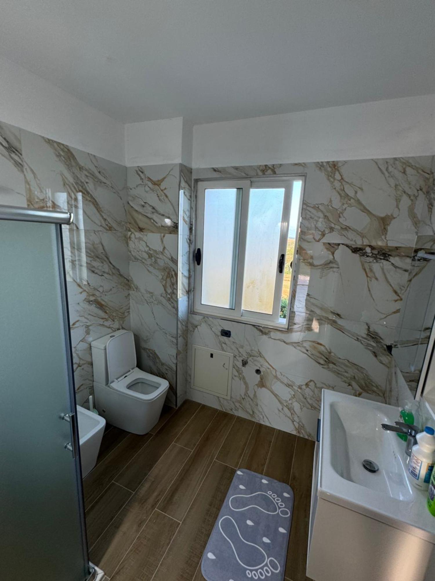 Restorant Hotel Niku Shetaj Zewnętrze zdjęcie
