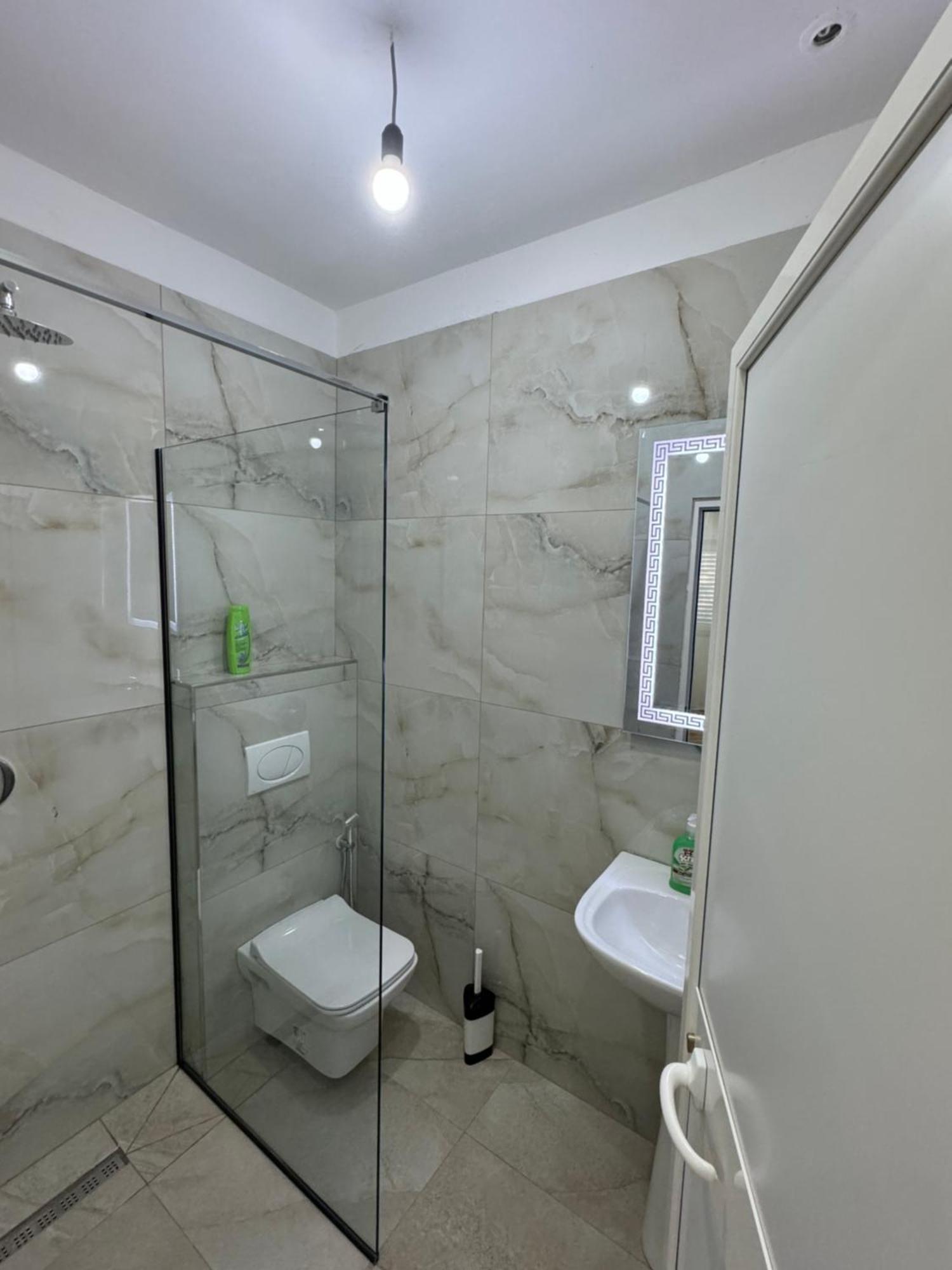 Restorant Hotel Niku Shetaj Zewnętrze zdjęcie
